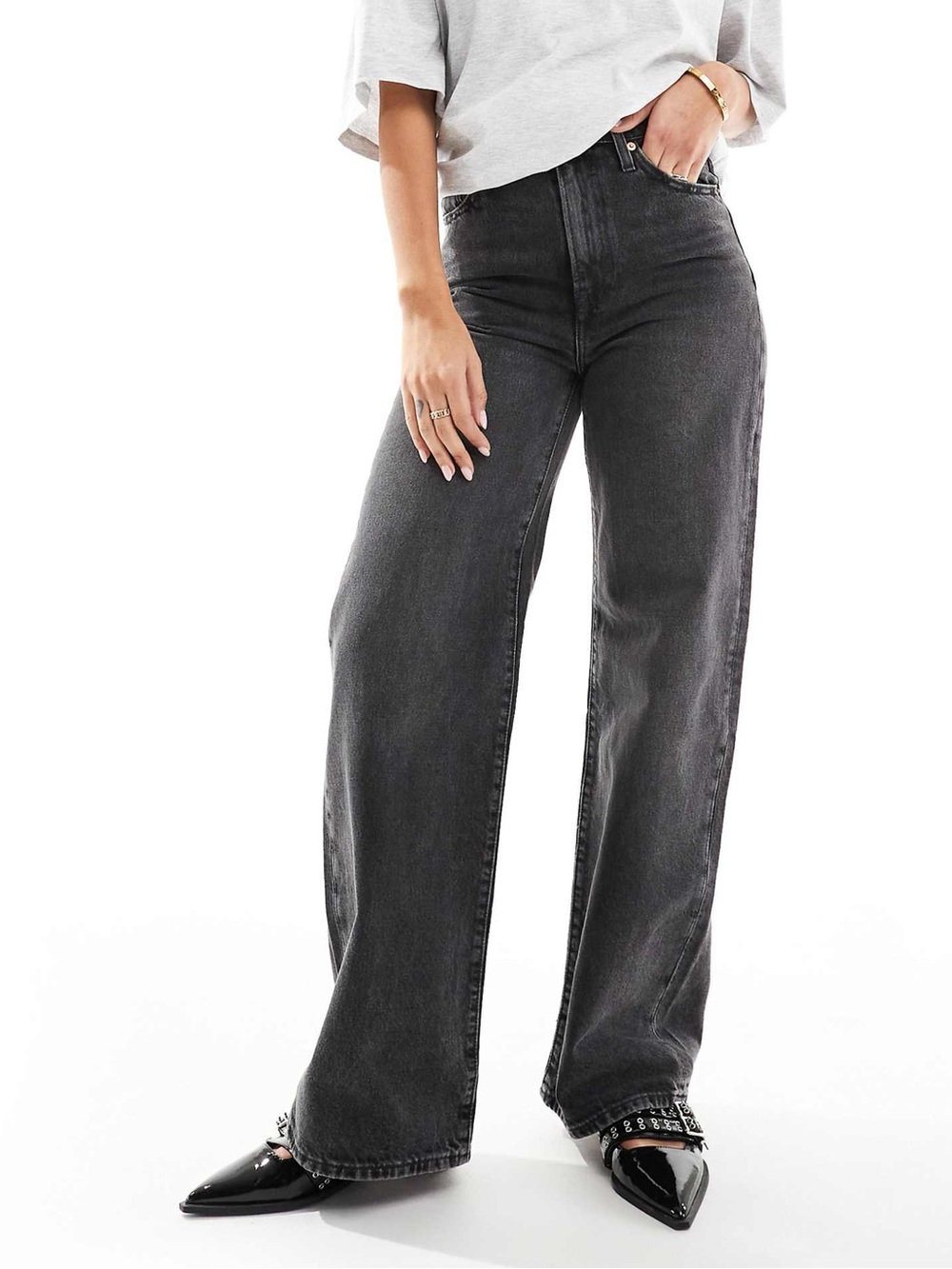 Levi’s Ribcage Jean - Picture 2 of 3